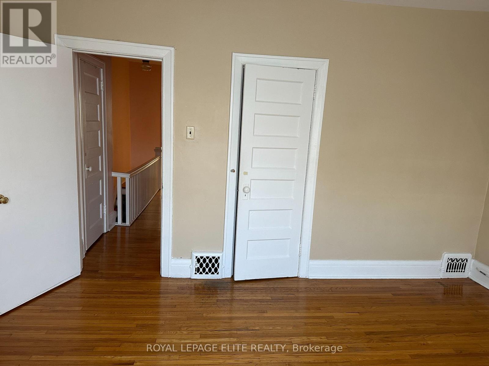 176 Westmount Avenue E, Toronto, Ontario  M6E 3M8 - Photo 2 - C13026112