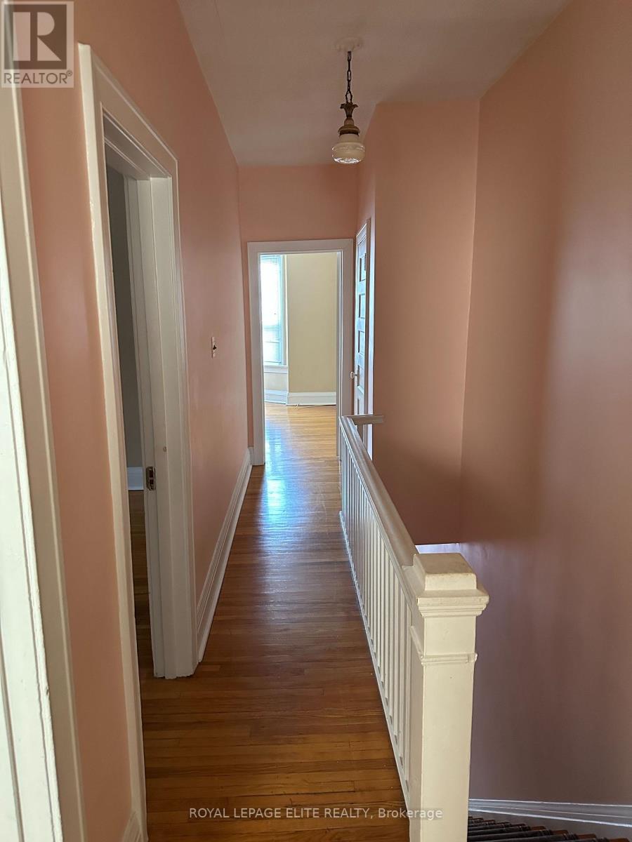 176 Westmount Avenue E, Toronto, Ontario  M6E 3M8 - Photo 4 - C13026112