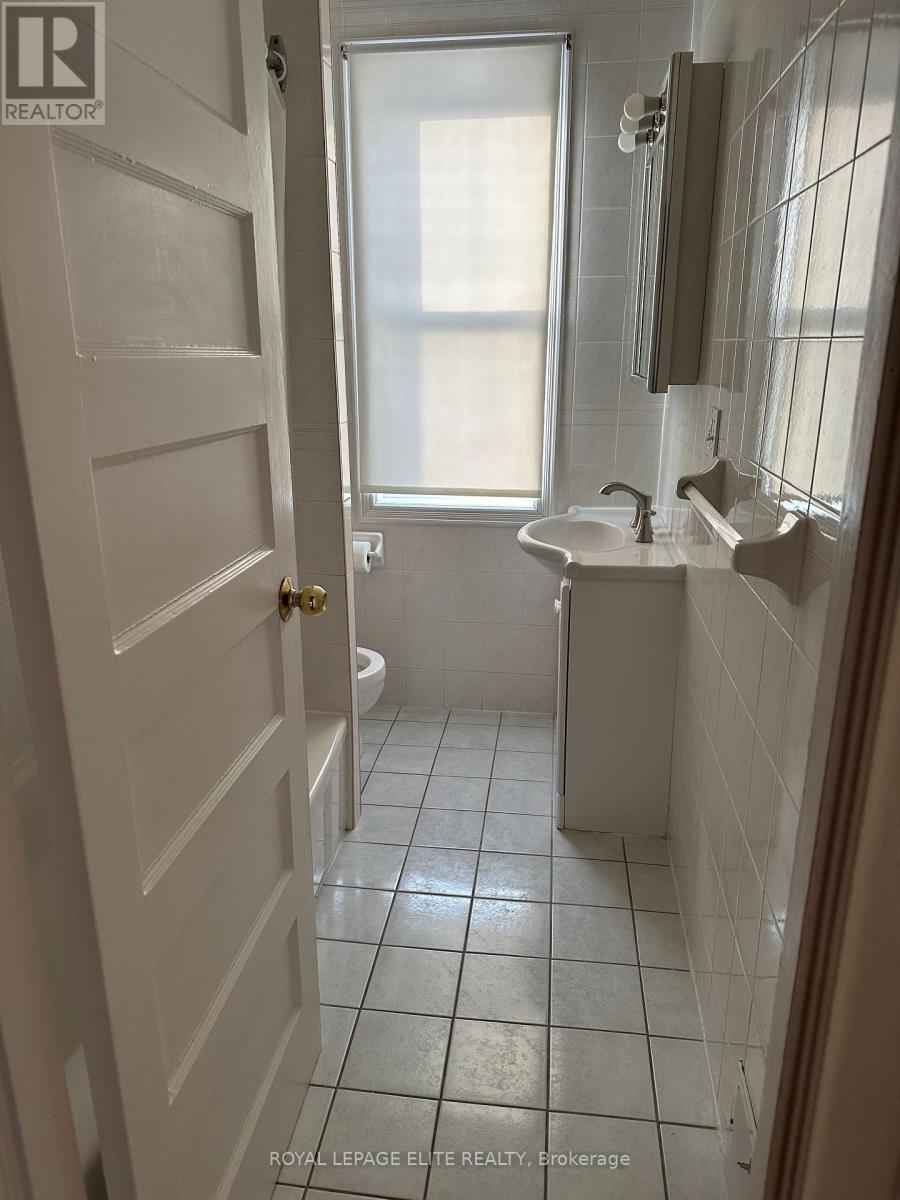 176 Westmount Avenue E, Toronto, Ontario  M6E 3M8 - Photo 5 - C13026112