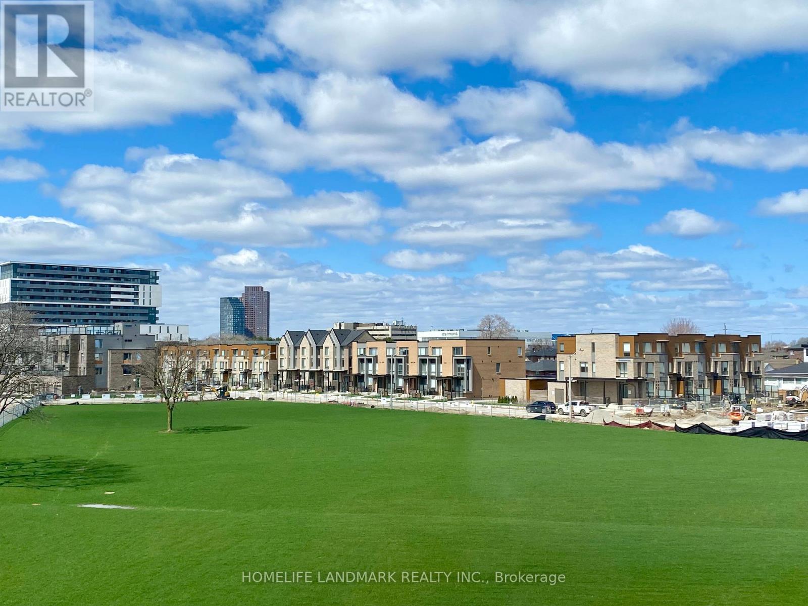 Main - 416 Lawrence Heights Way, Toronto, Ontario  M6A 2M3 - Photo 2 - C13026192