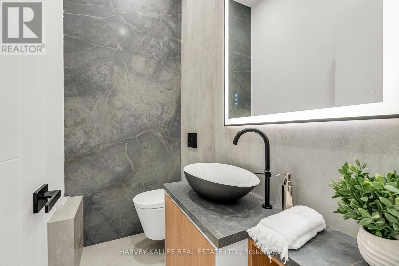 192 Woburn Avenue, Toronto, Ontario  M5M 1K7 - Photo 19 - C13026228