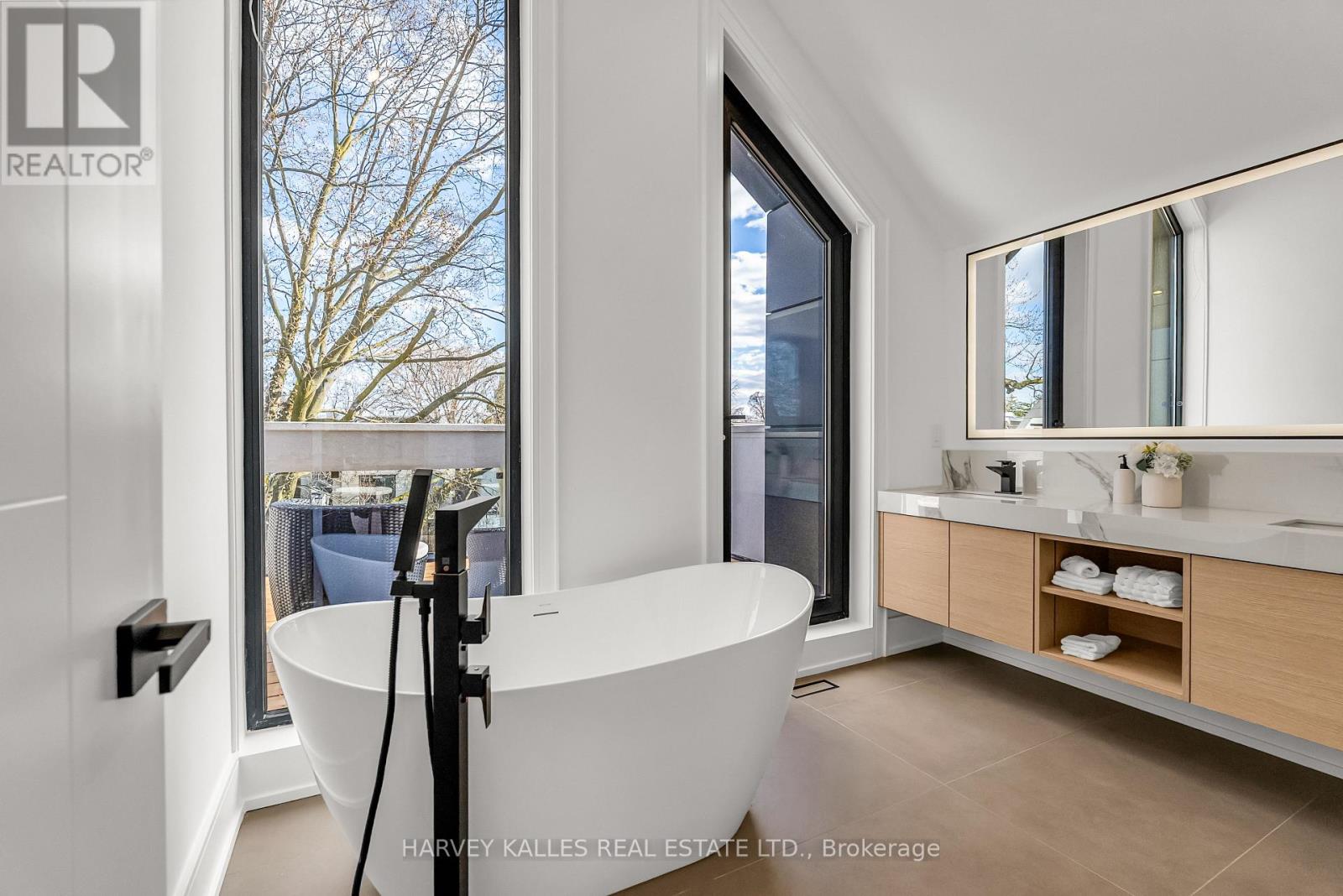 192 Woburn Avenue, Toronto, Ontario  M5M 1K7 - Photo 32 - C13026228