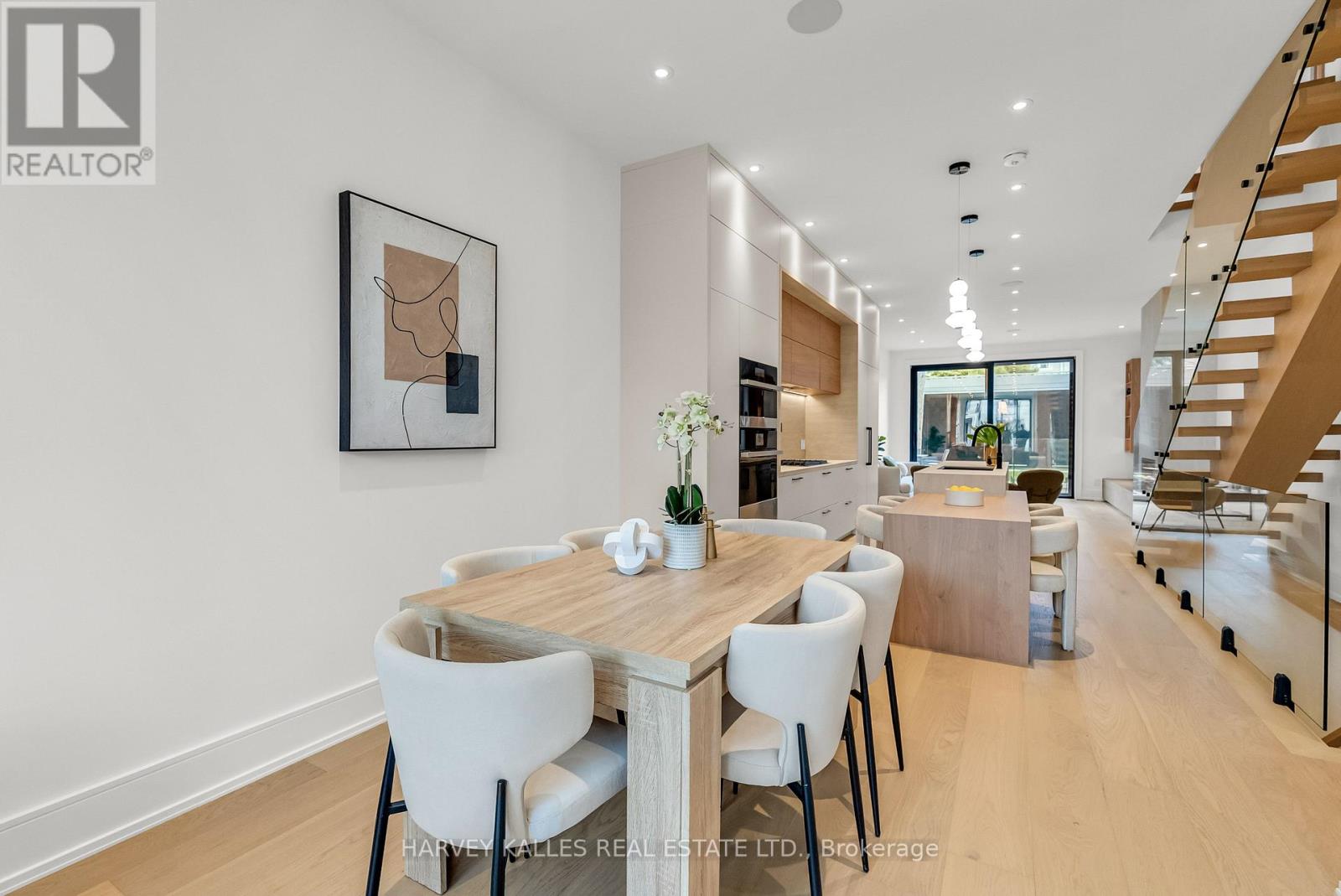 192 Woburn Avenue, Toronto, Ontario  M5M 1K7 - Photo 9 - C13026228