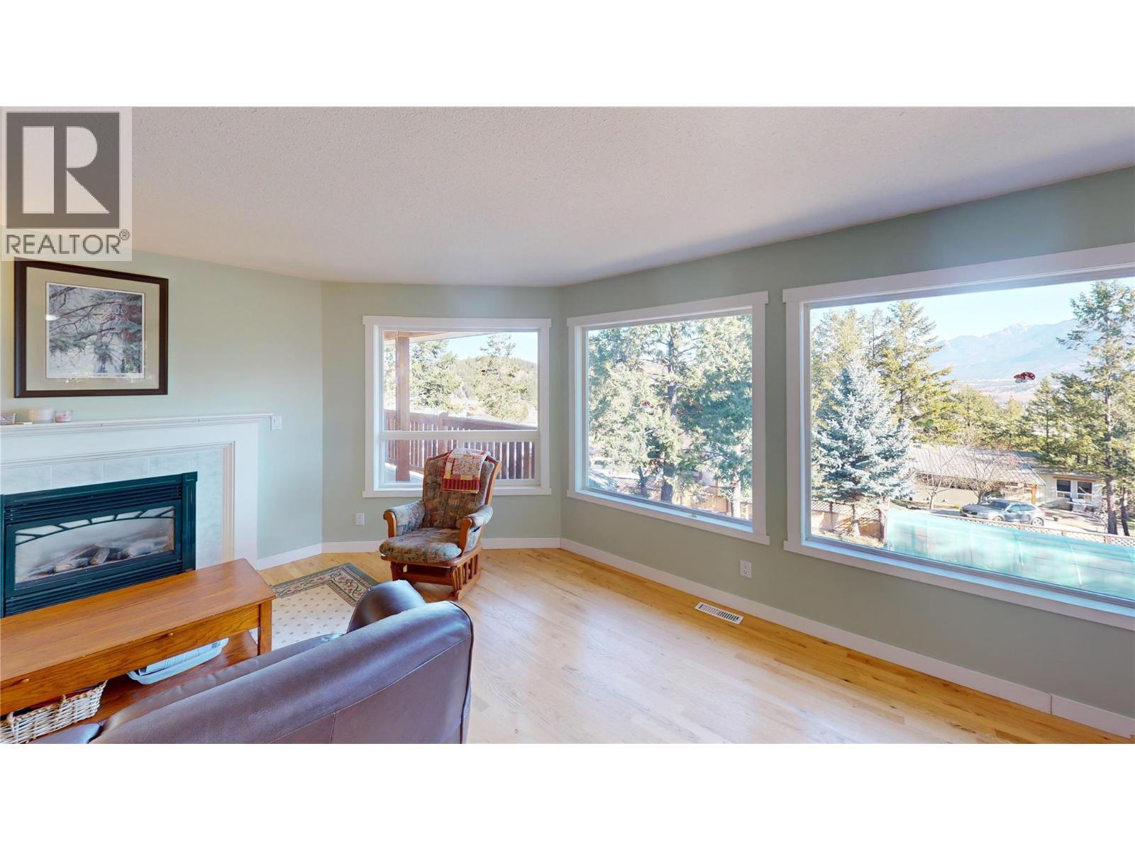 304 Westridge Place, Invermere, British Columbia  V0A 1K4 - Photo 4 - 10383947