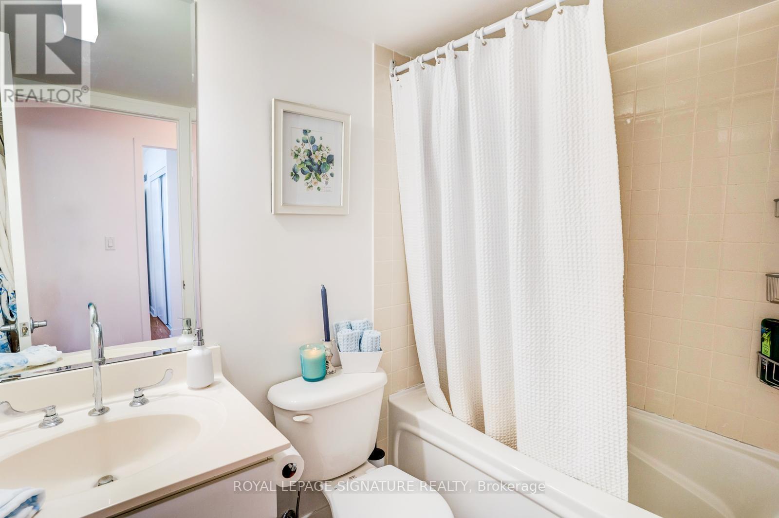 1203 - 36 Lee Centre Drive, Toronto, Ontario  M1H 3K2 - Photo 13 - E13026182