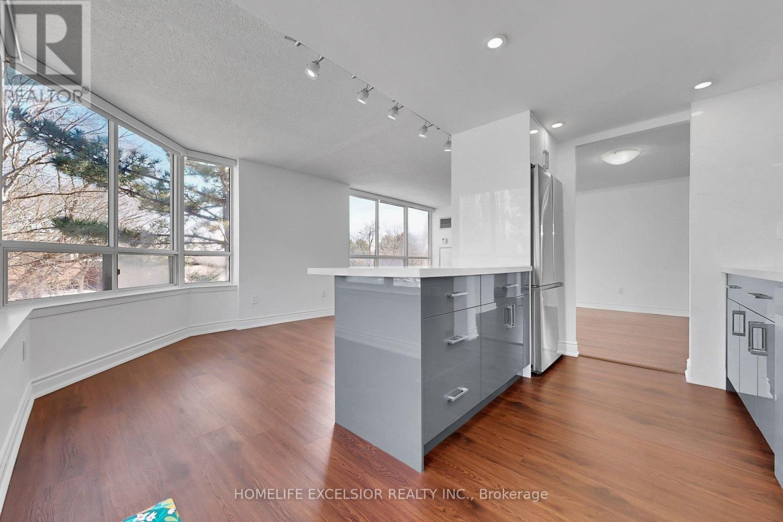 205 - 5 Greystone Walk Drive, Toronto, Ontario  M1K 5J5 - Photo 14 - E13026188