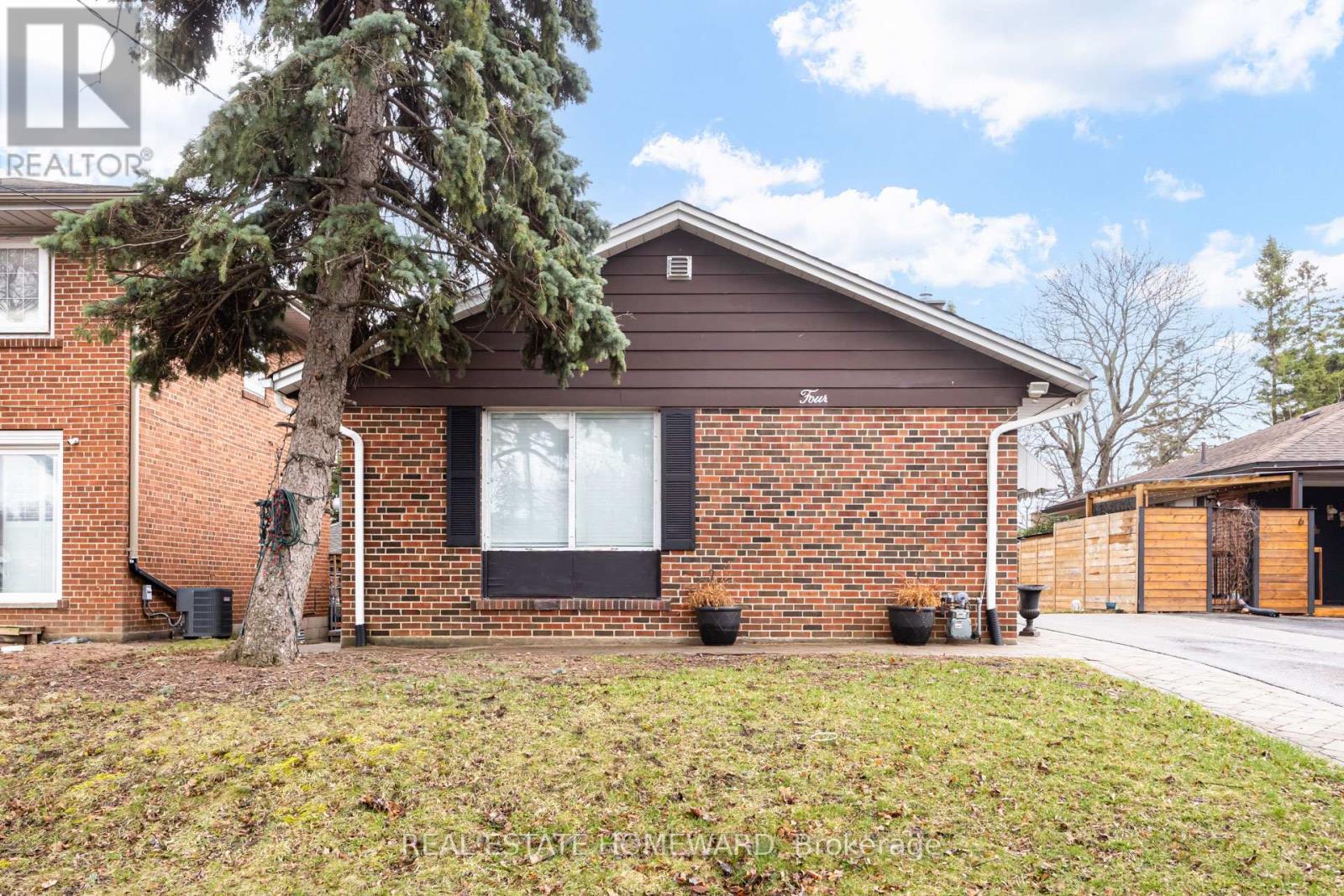 4 Moorecroft Crescent, Toronto, Ontario  M1K 3V1 - Photo 12 - E13026198