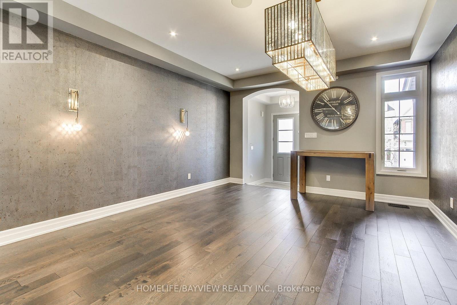 23 Claudview Street, King, Ontario  L7B 0C6 - Photo 4 - N13026032