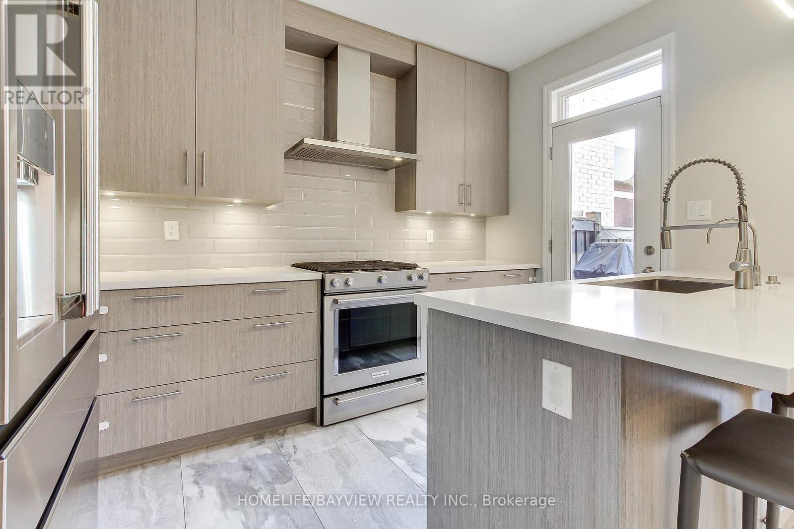 23 Claudview Street, King, Ontario  L7B 0C6 - Photo 6 - N13026032