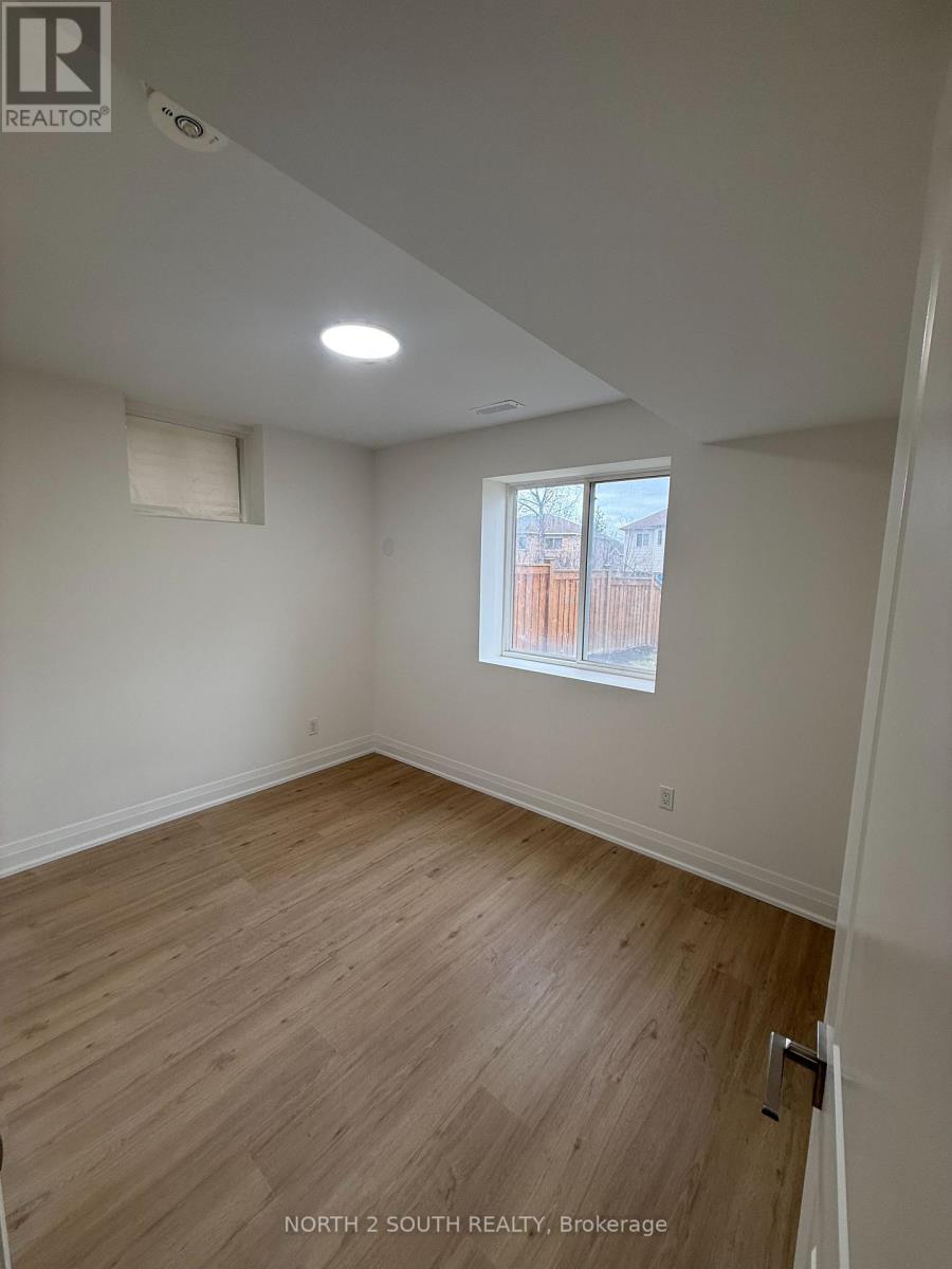 Lower - 2271 Whitewood Crescent, Innisfil, Ontario  L9S 2B1 - Photo 10 - N13026056