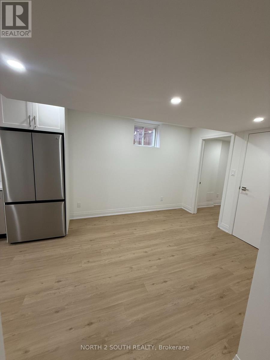 Lower - 2271 Whitewood Crescent, Innisfil, Ontario  L9S 2B1 - Photo 5 - N13026056