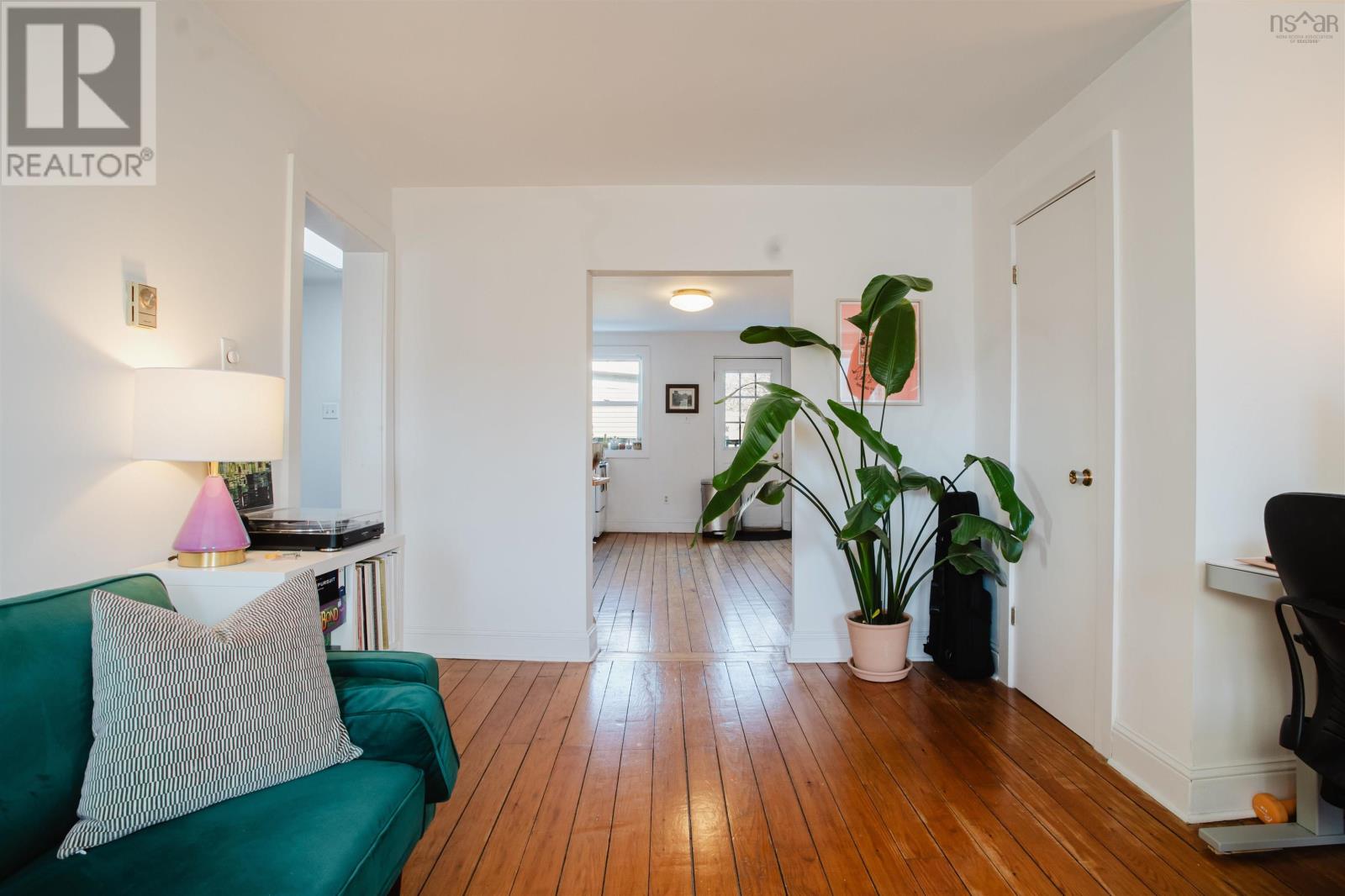 5654 Nora Bernard Street, Halifax, Nova Scotia  B3K 1B5 - Photo 31 - 202604070