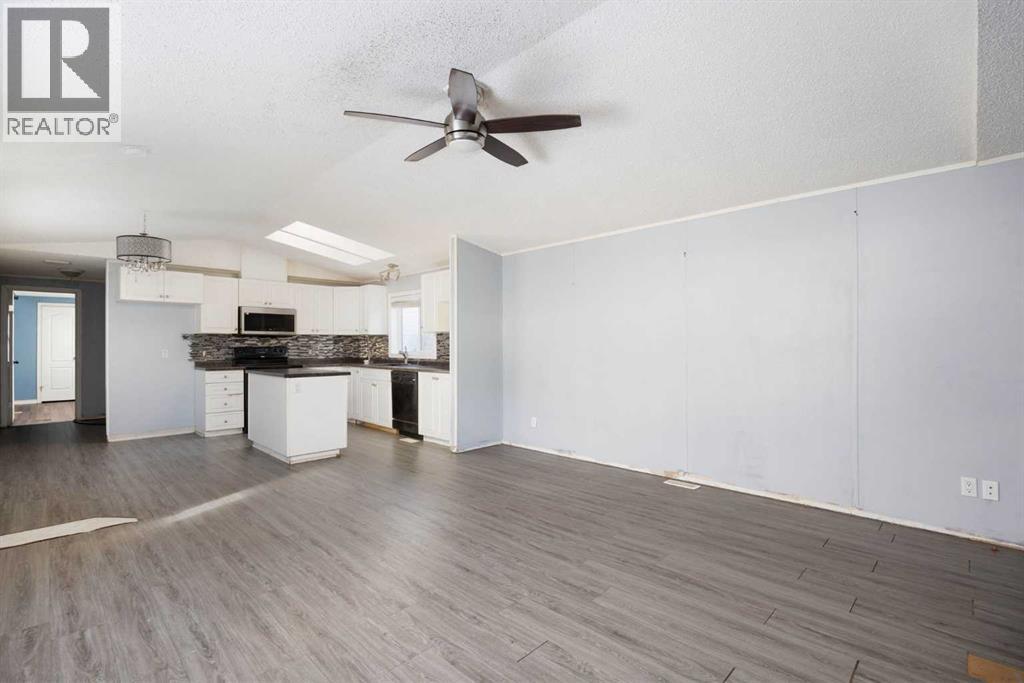 108 Harpe Way, Fort Mcmurray, Alberta  T9K 2K5 - Photo 7 - A2299719