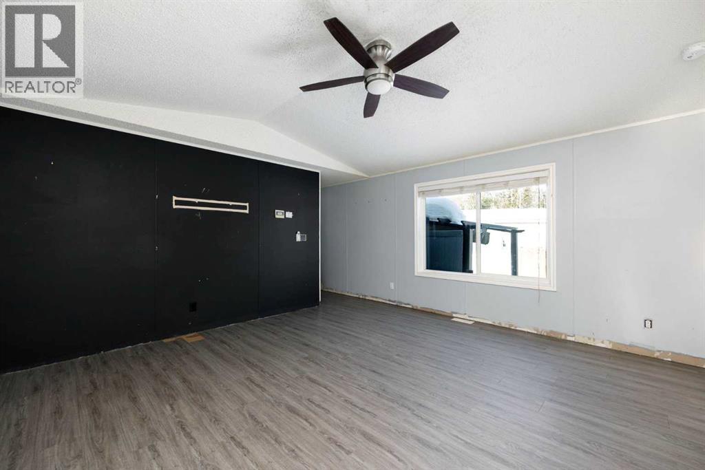 108 Harpe Way, Fort Mcmurray, Alberta  T9K 2K5 - Photo 9 - A2299719