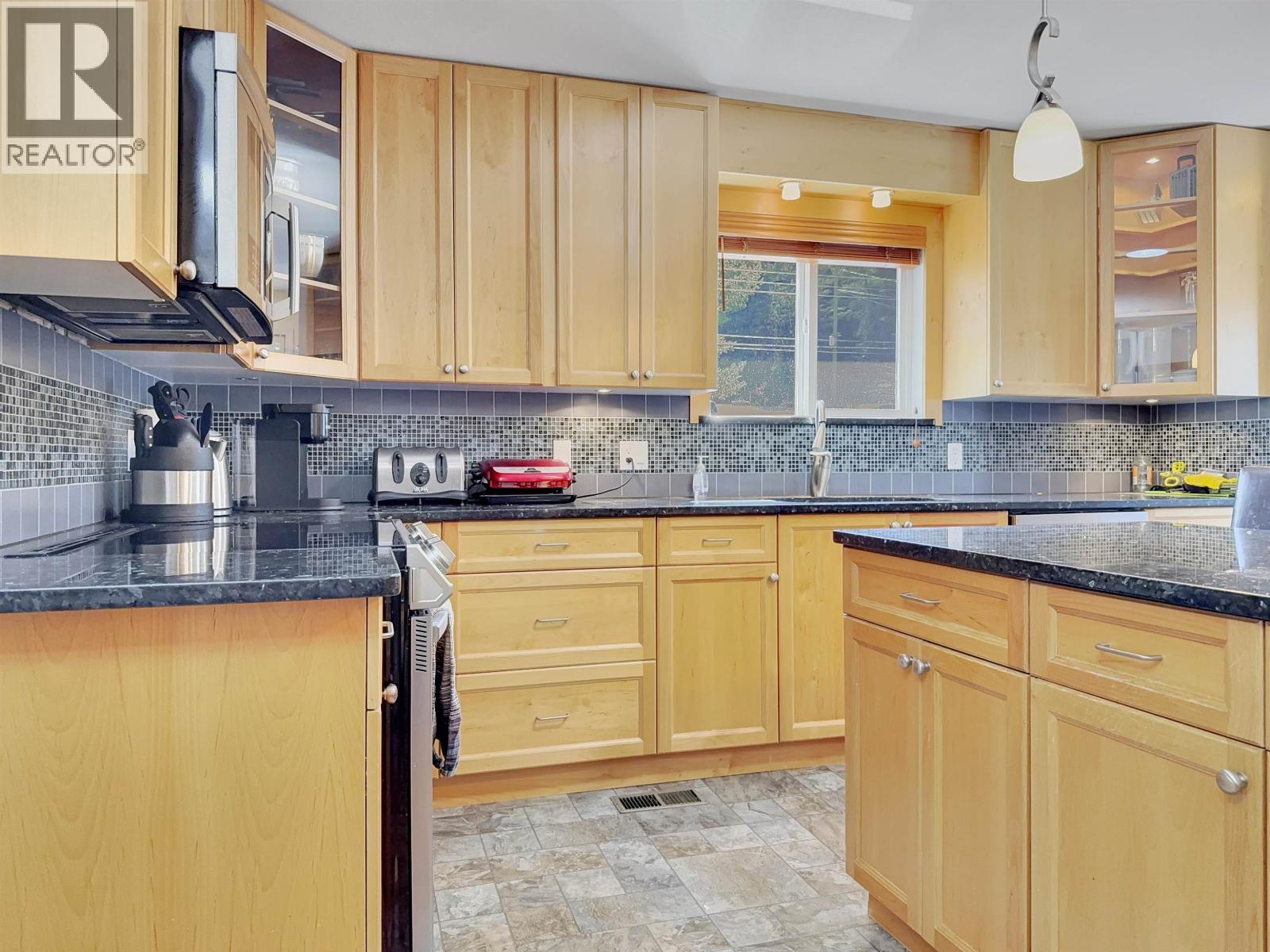 216 Mountview Drive, Williams Lake, British Columbia  V2G 3M9 - Photo 10 - R3113895