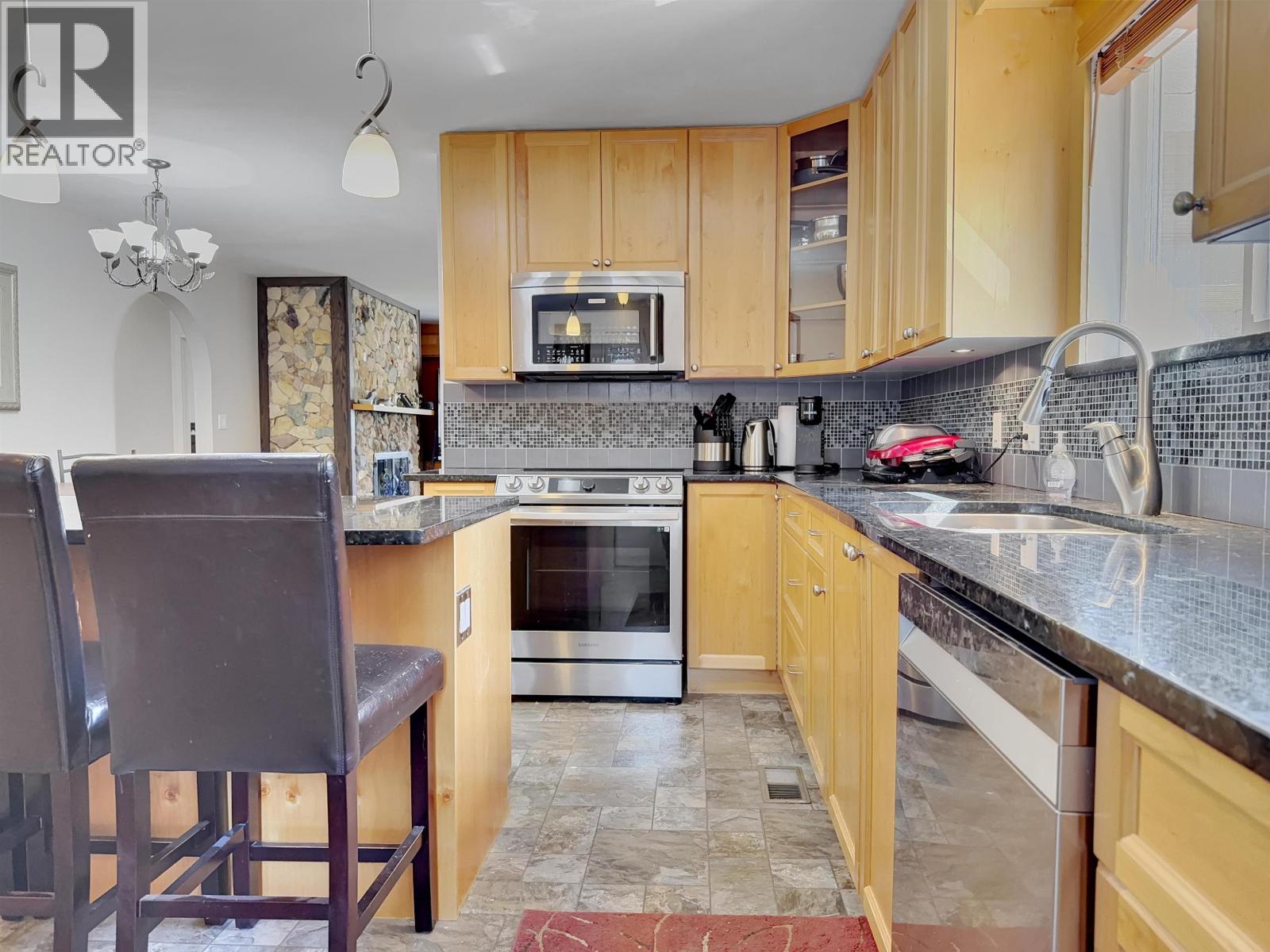 216 Mountview Drive, Williams Lake, British Columbia  V2G 3M9 - Photo 11 - R3113895