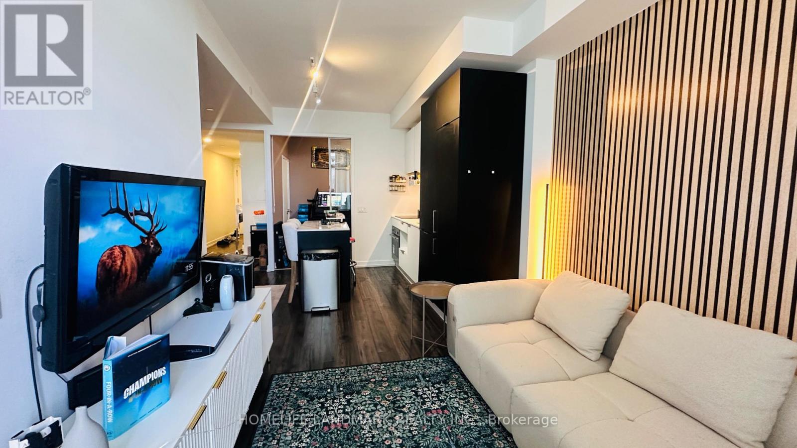 601 - 33 Helendale Avenue, Toronto, Ontario  M4R 0A4 - Photo 4 - C13024770