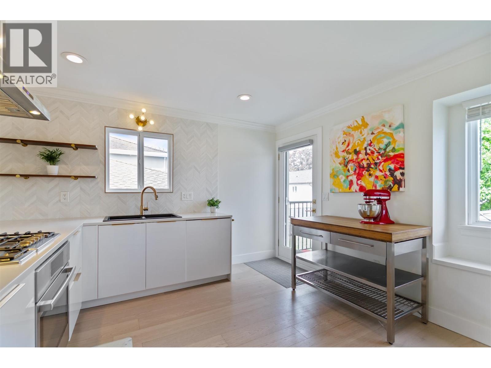 6450 St. George Street, Vancouver, British Columbia  V5W 2Y6 - Photo 11 - R3103051