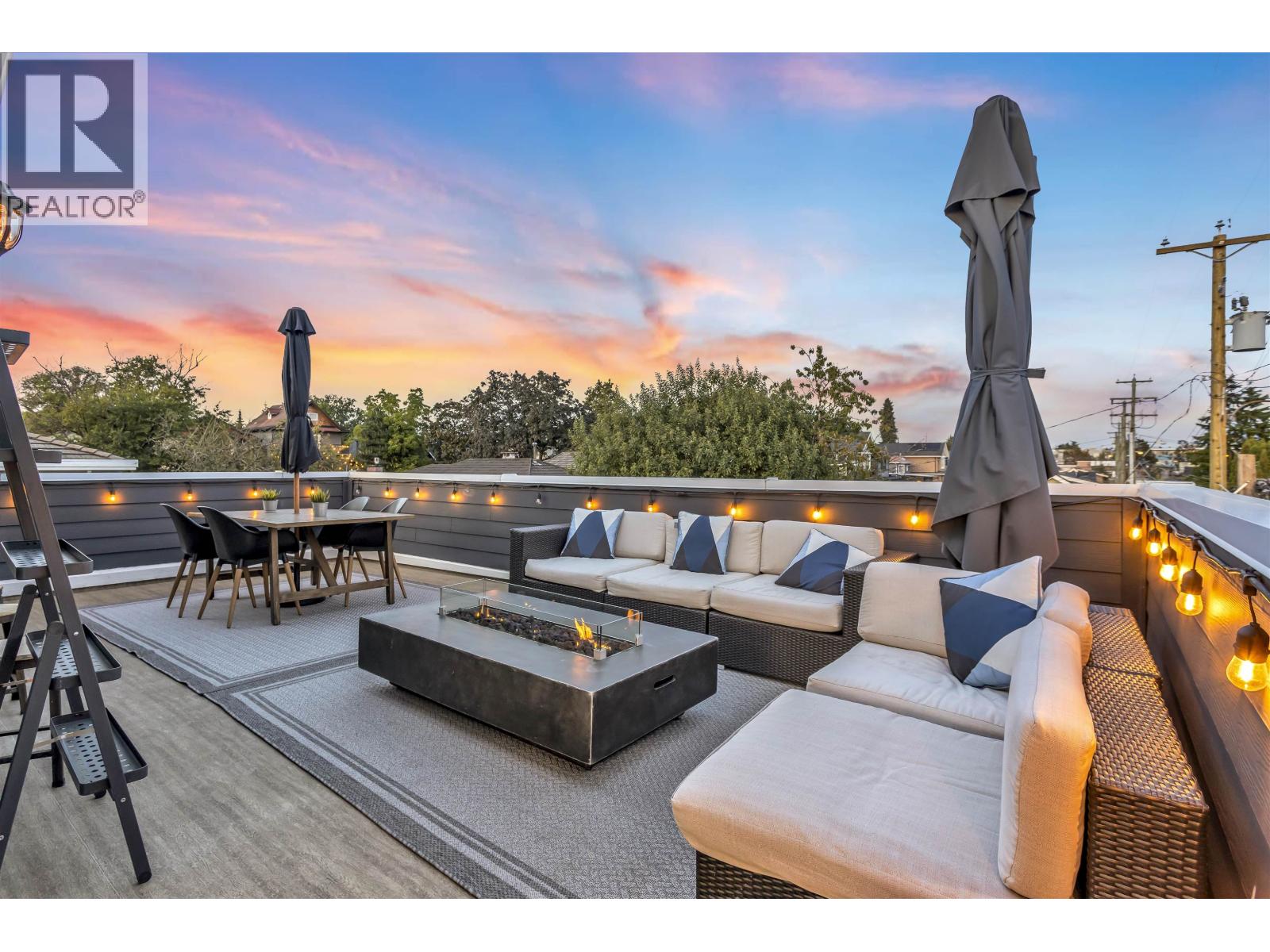 6450 ST. GEORGE STREET, Vancouver, British Columbia