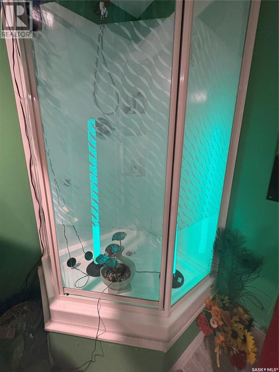 214 3rd Avenue W, Melville, Saskatchewan  S0A 2P0 - Photo 15 - SK033559