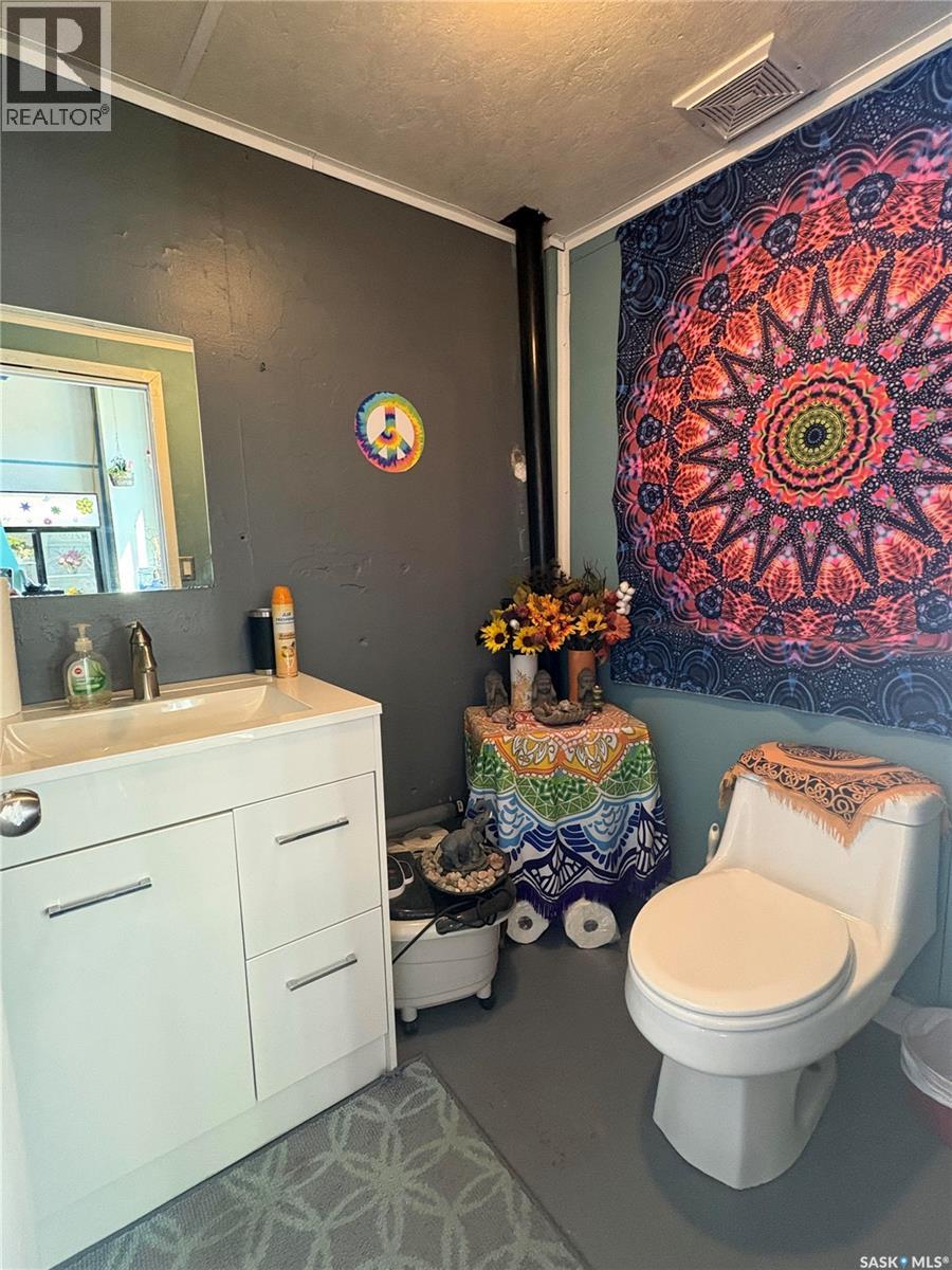 214 3rd Avenue W, Melville, Saskatchewan  S0A 2P0 - Photo 16 - SK033559