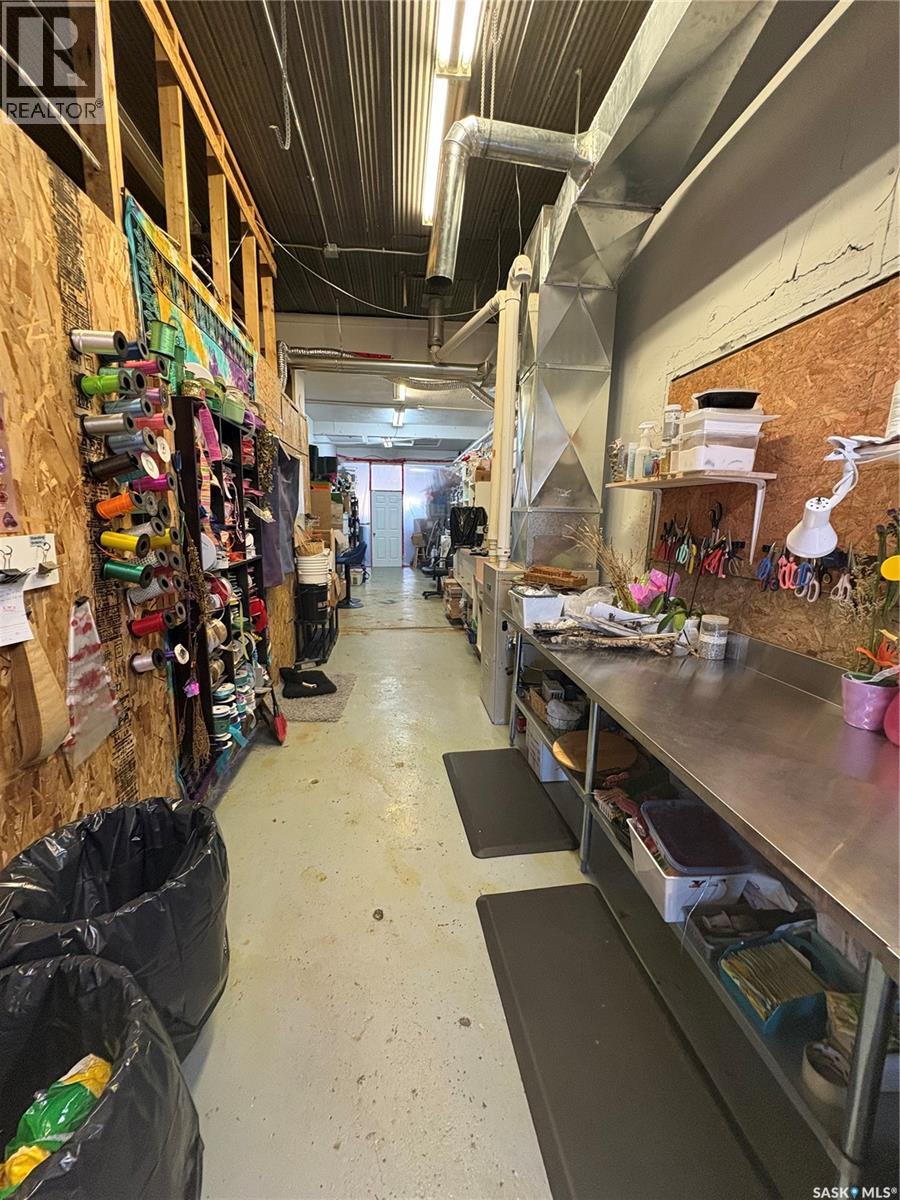 214 3rd Avenue W, Melville, Saskatchewan  S0A 2P0 - Photo 18 - SK033559