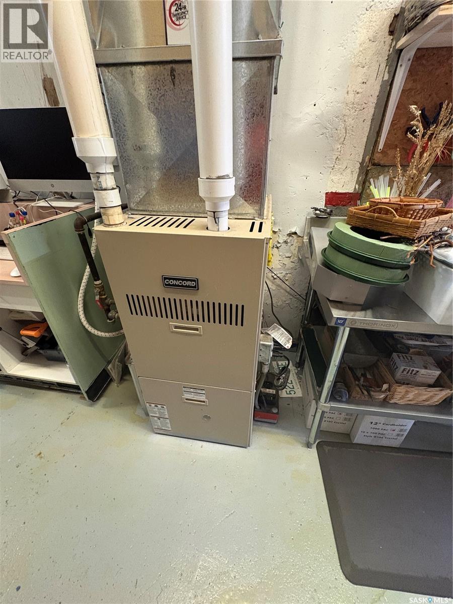 214 3rd Avenue W, Melville, Saskatchewan  S0A 2P0 - Photo 25 - SK033559