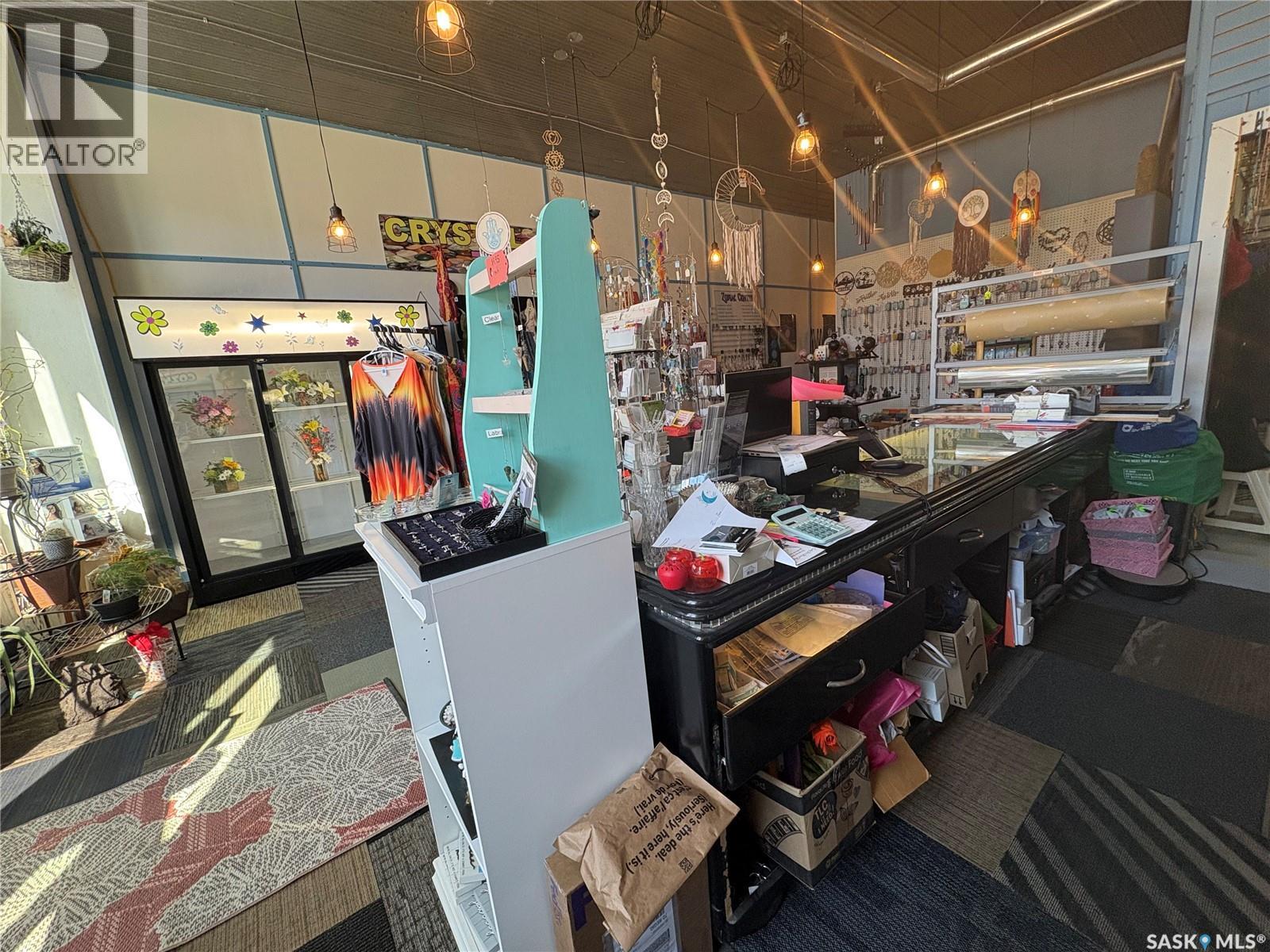 214 3rd Avenue W, Melville, Saskatchewan  S0A 2P0 - Photo 4 - SK033559