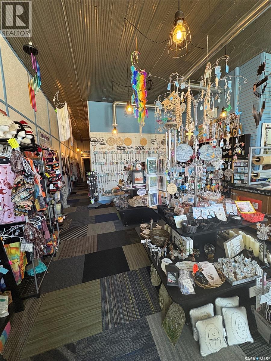 214 3rd Avenue W, Melville, Saskatchewan  S0A 2P0 - Photo 5 - SK033559