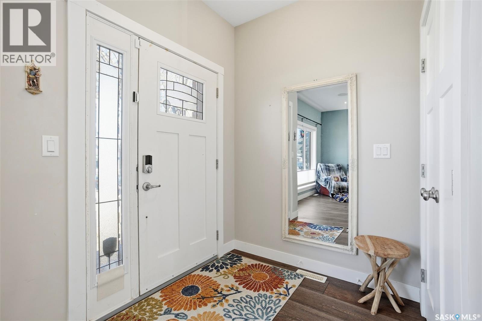 1409 2nd Avenue N, Saskatoon, Saskatchewan  S7K 2E7 - Photo 3 - SK033523