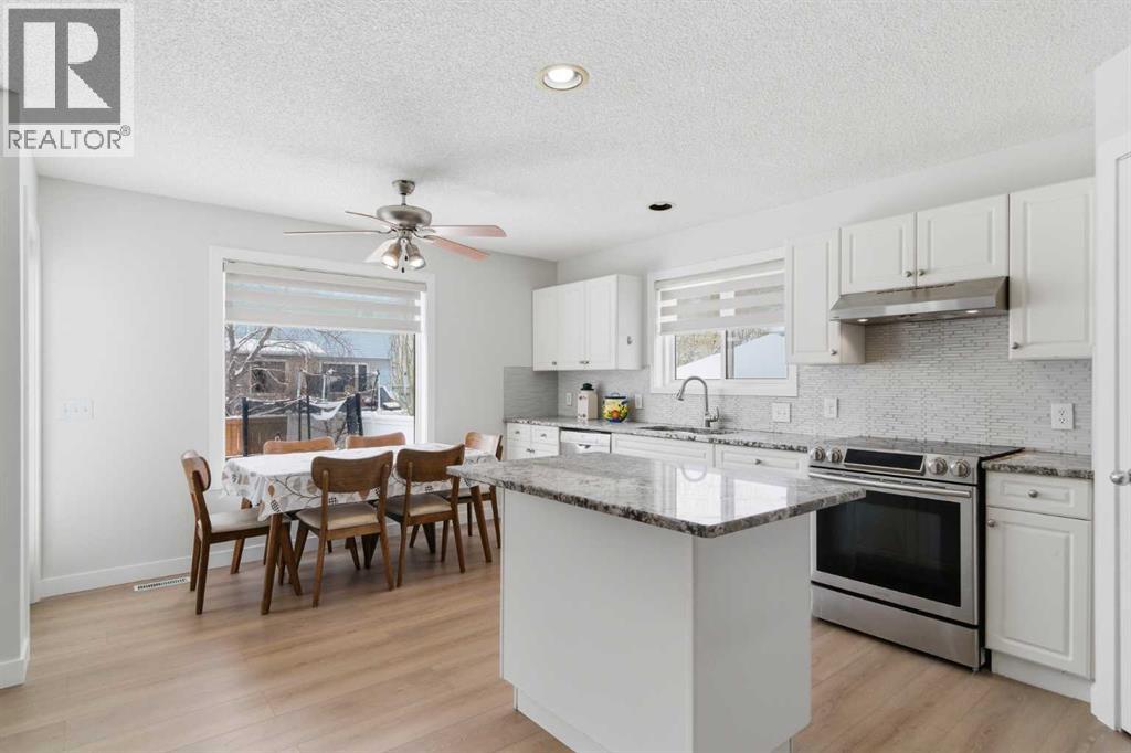 39 Arbour Ridge Mews Nw, Calgary, Alberta  T3G 3Z3 - Photo 15 - A2289465