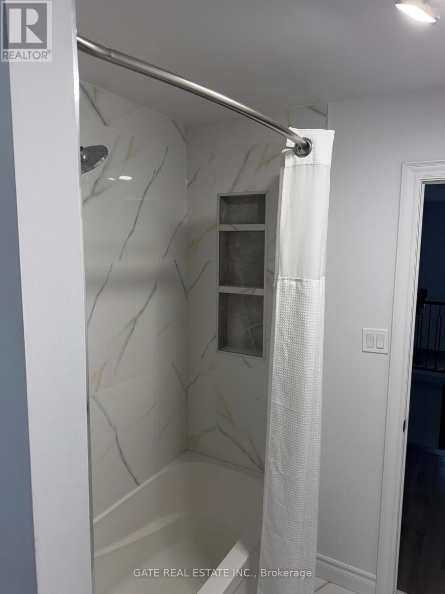 10 Thorny Brae Drive, Markham, Ontario  L3T 3G4 - Photo 24 - N13023082