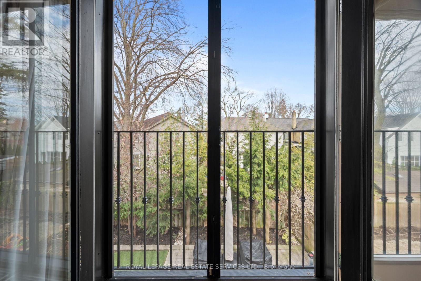 132 Strath Avenue, Toronto, Ontario  M8X 1R5 - Photo 25 - W12911550