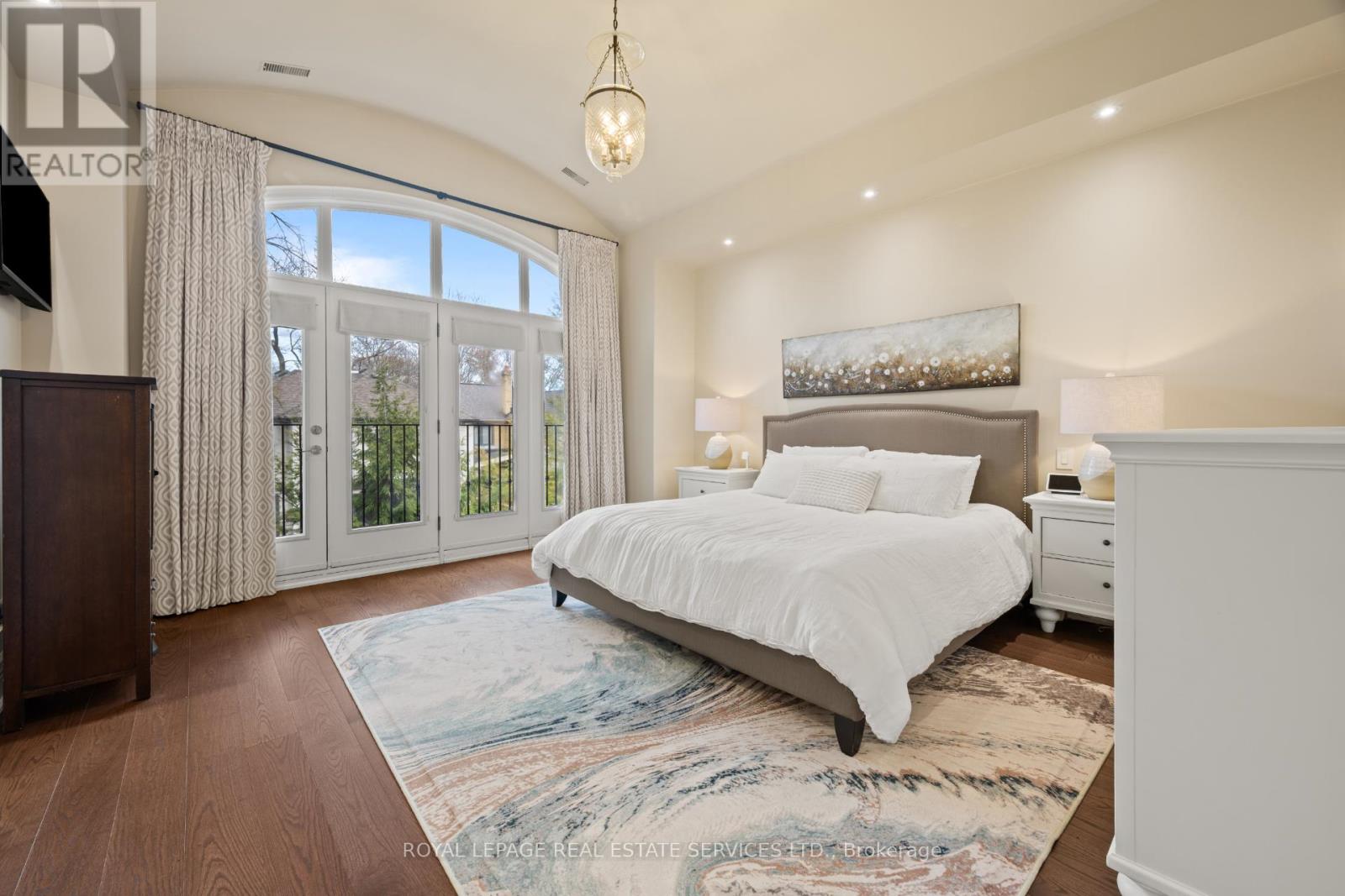 132 Strath Avenue, Toronto, Ontario  M8X 1R5 - Photo 22 - W12911550