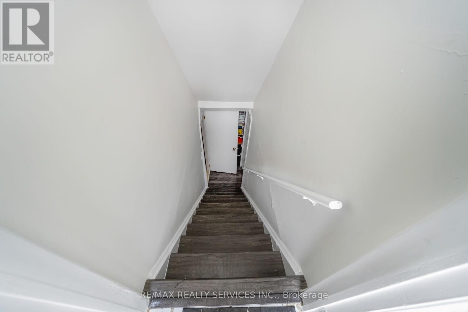 11 Juliette Square, Brampton, Ontario  L6S 2M6 - Photo 32 - W13026016