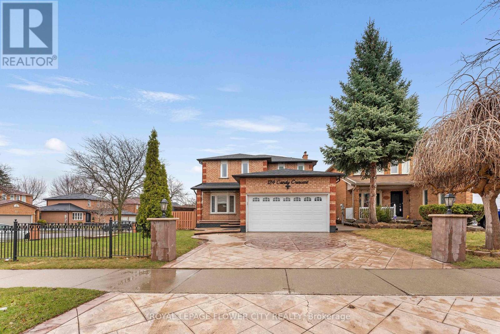 124 CANDY CRESCENT, Brampton, Ontario