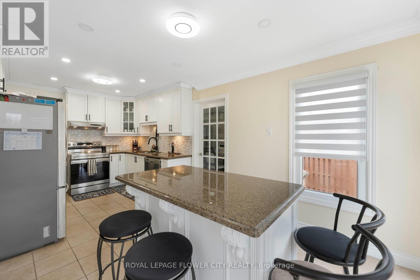 124 Candy Crescent, Brampton, Ontario  L6X 3T5 - Photo 13 - W13026086