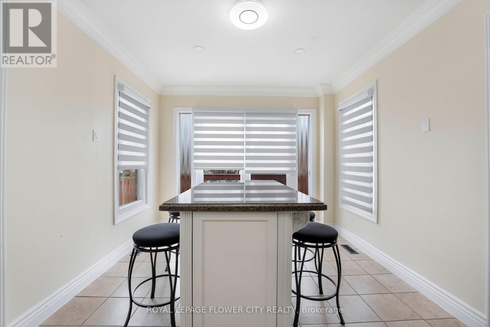 124 Candy Crescent, Brampton, Ontario  L6X 3T5 - Photo 15 - W13026086