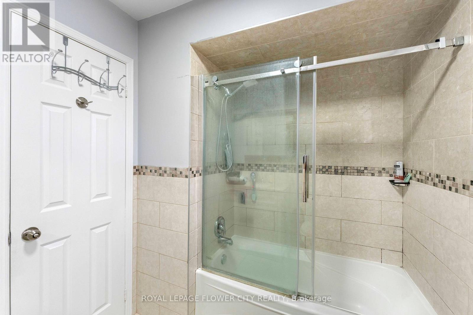 124 Candy Crescent, Brampton, Ontario  L6X 3T5 - Photo 30 - W13026086