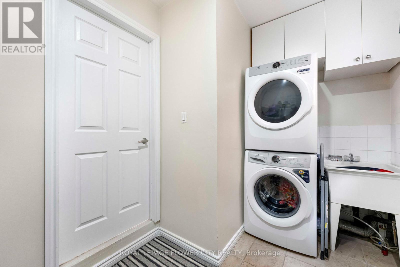 124 Candy Crescent, Brampton, Ontario  L6X 3T5 - Photo 35 - W13026086