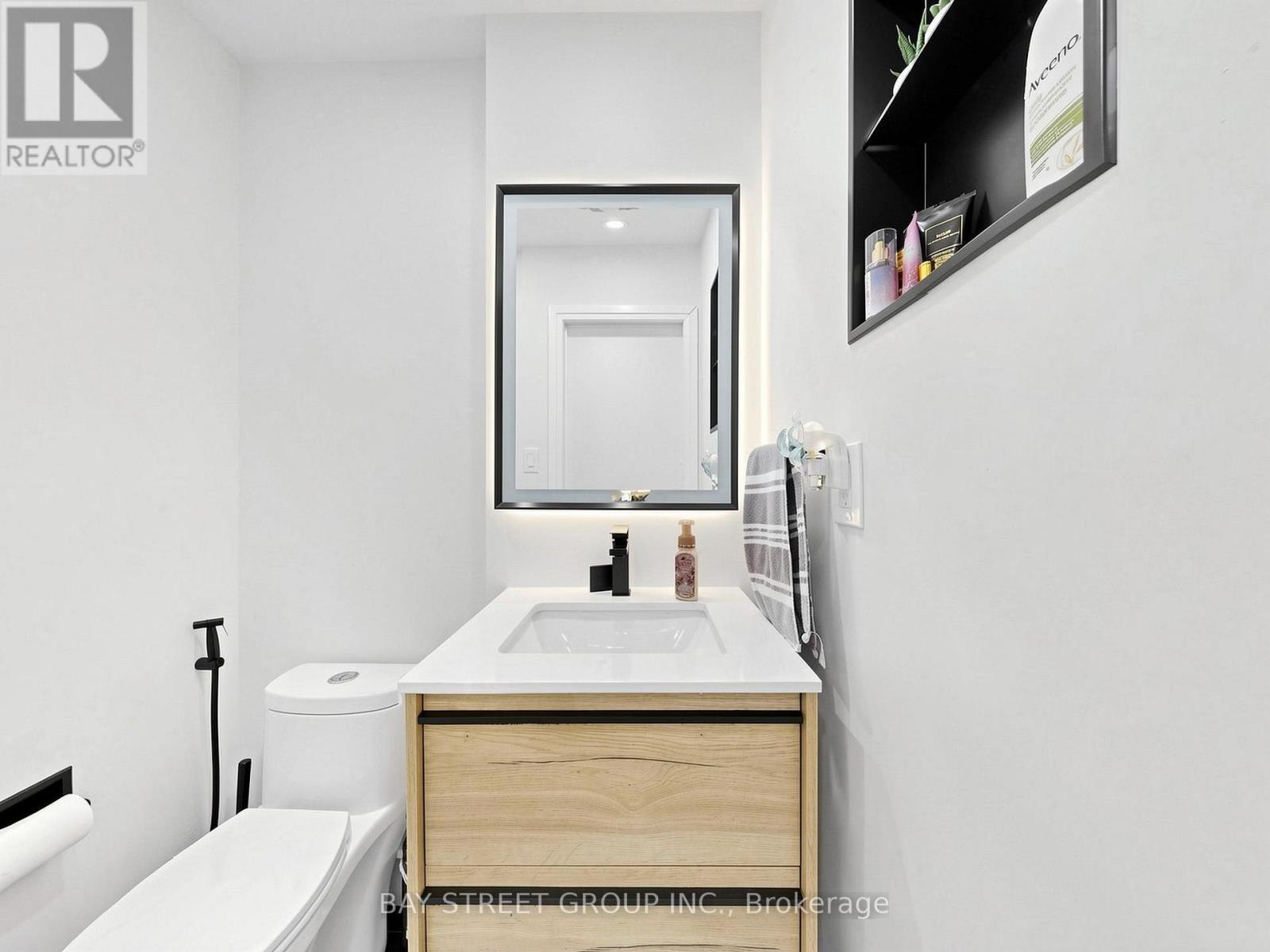 6 Pearson Road, Brampton (Fletcher's West), Ontario  L6Y 2N1 - Photo 18 - W13026110