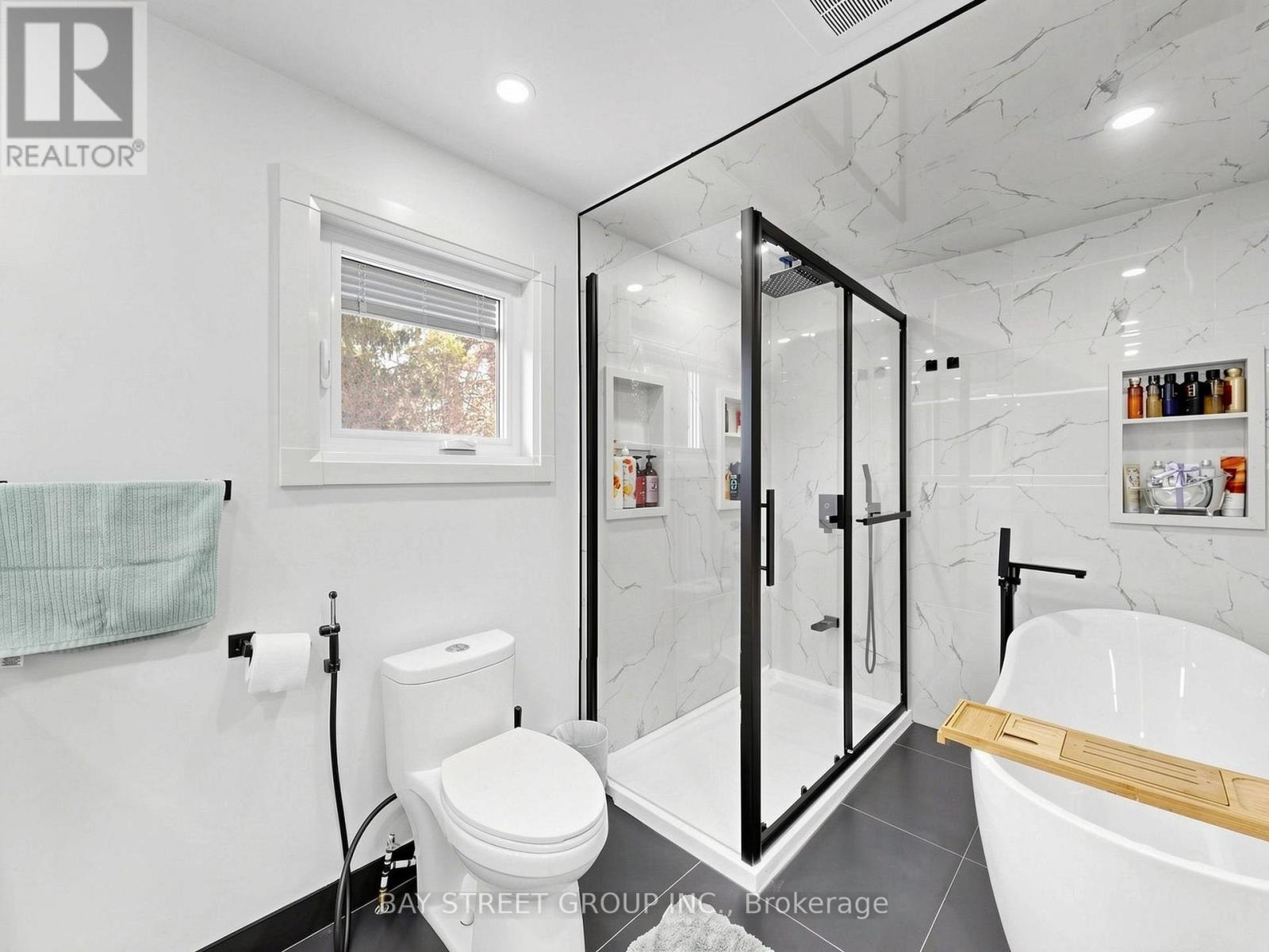 6 Pearson Road, Brampton (Fletcher's West), Ontario  L6Y 2N1 - Photo 27 - W13026110