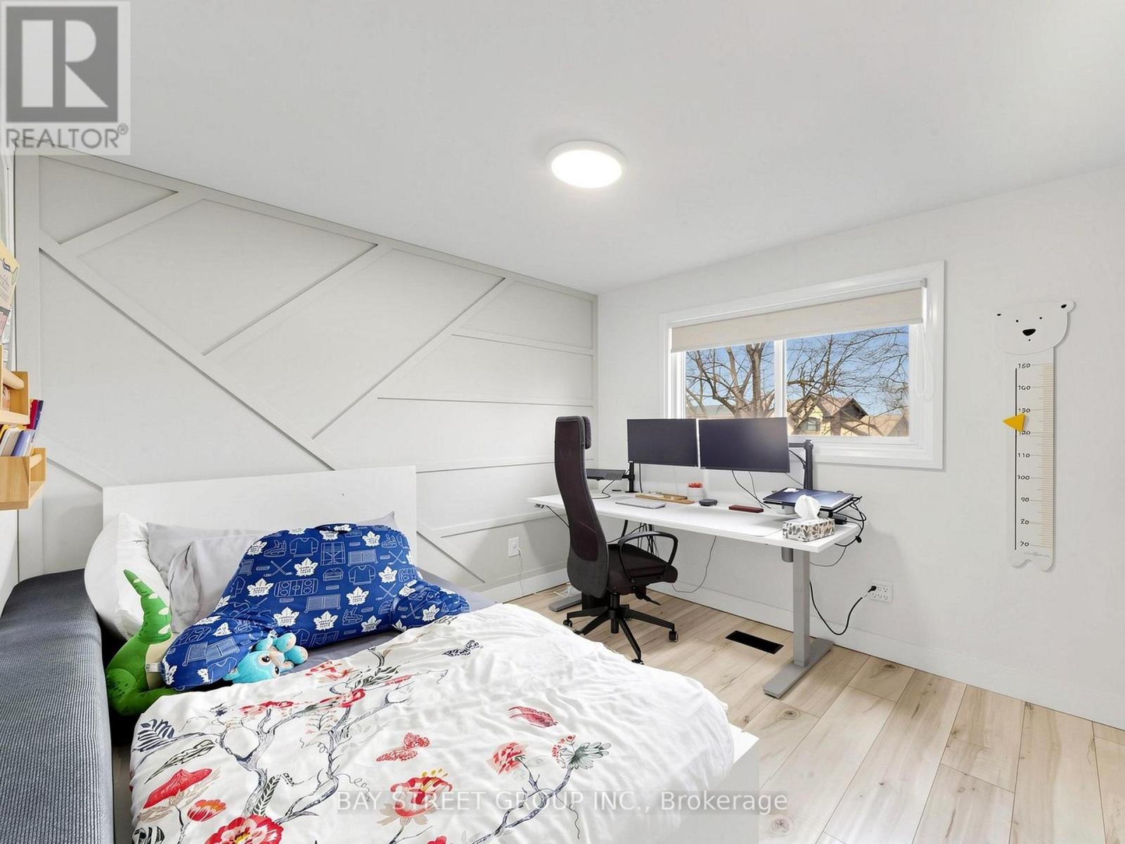 6 Pearson Road, Brampton (Fletcher's West), Ontario  L6Y 2N1 - Photo 33 - W13026110