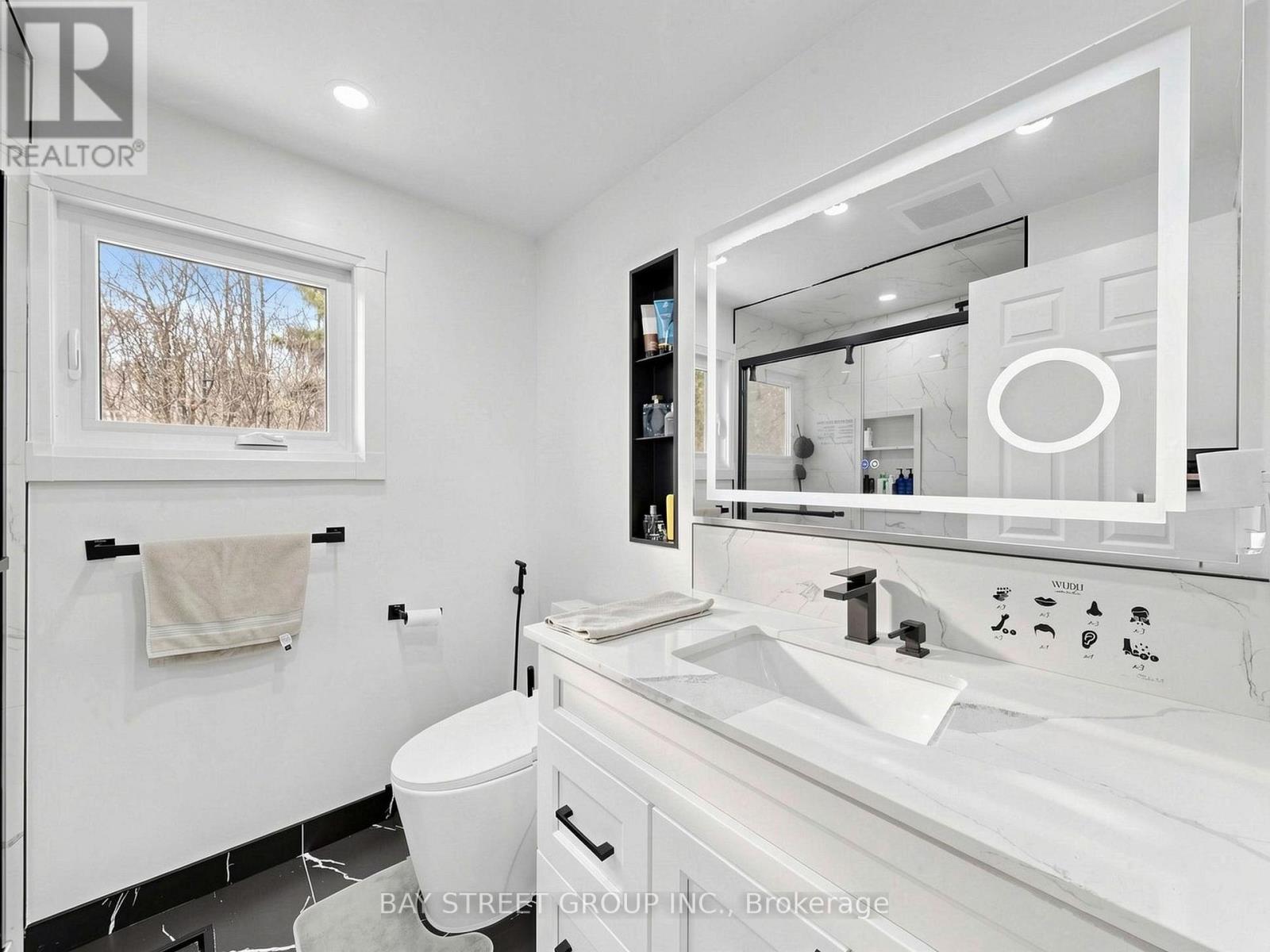 6 Pearson Road, Brampton (Fletcher's West), Ontario  L6Y 2N1 - Photo 34 - W13026110