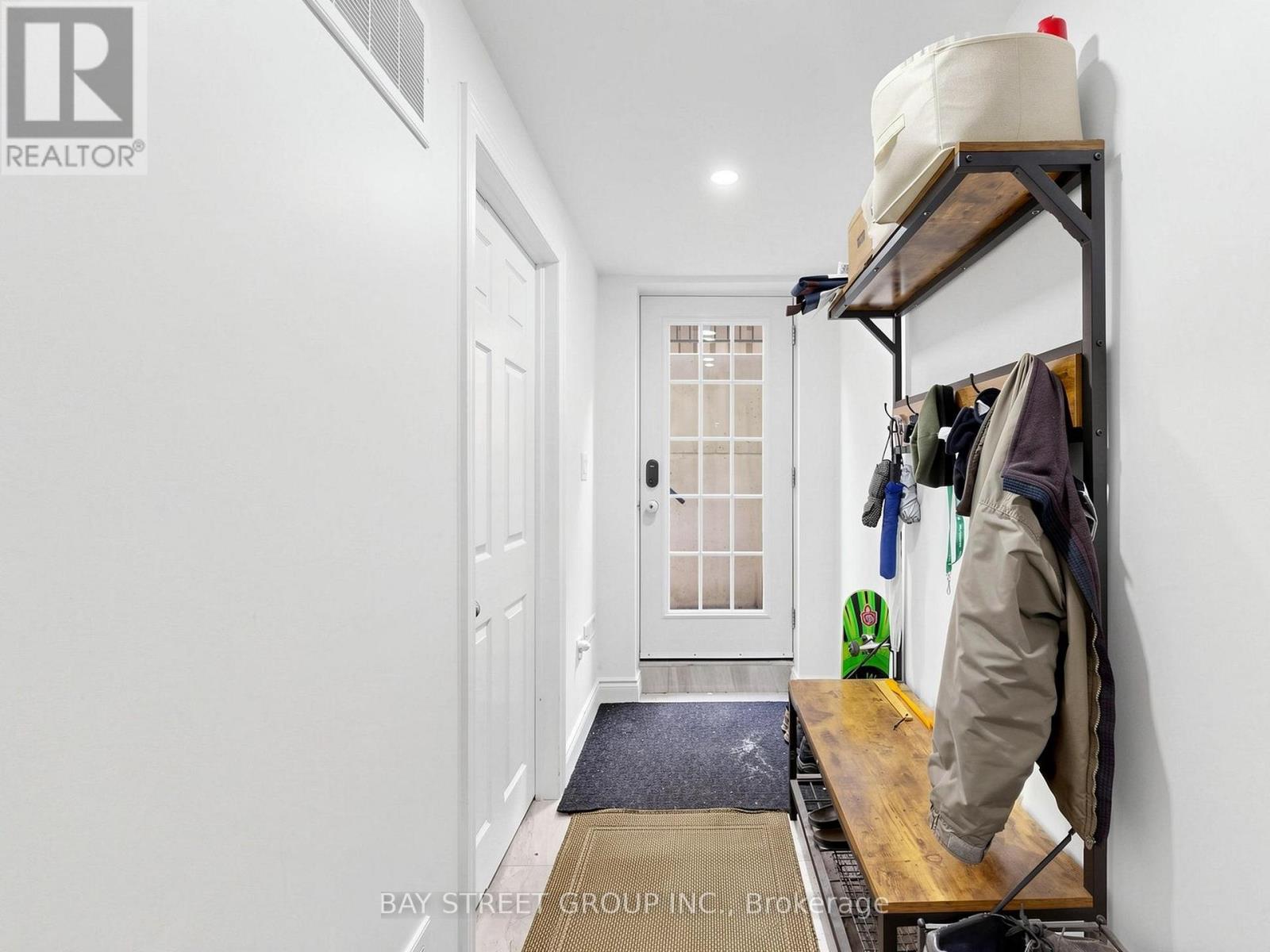 6 Pearson Road, Brampton (Fletcher's West), Ontario  L6Y 2N1 - Photo 46 - W13026110