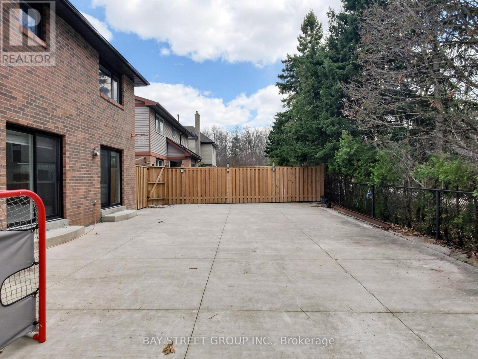 6 Pearson Road, Brampton (Fletcher's West), Ontario  L6Y 2N1 - Photo 48 - W13026110