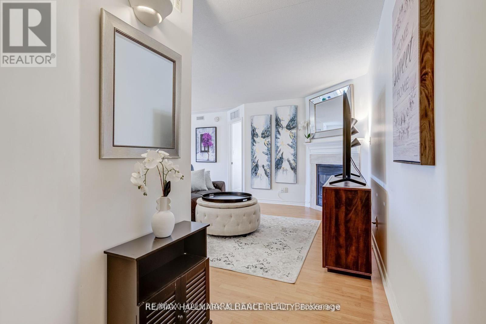 312 - 4003 Kilmer Drive, Burlington, Ontario  L7M 4M1 - Photo 5 - W13026130