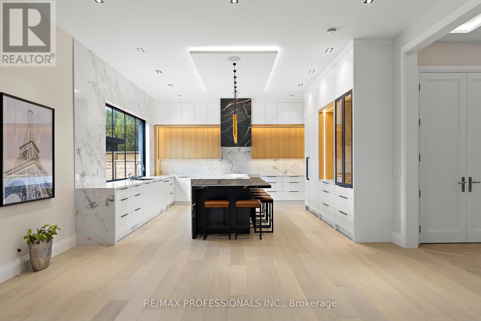 122 Ashbourne Drive, Toronto (Islington-City Centre West), Ontario  M9B 4H8 - Photo 15 - W13026132