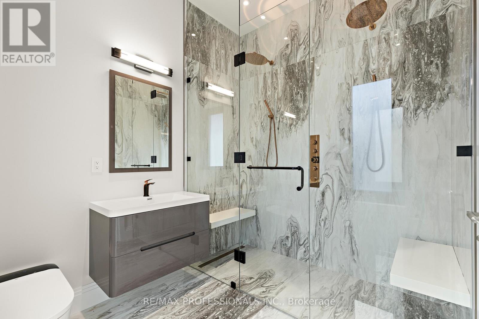 122 Ashbourne Drive, Toronto (Islington-City Centre West), Ontario  M9B 4H8 - Photo 35 - W13026132