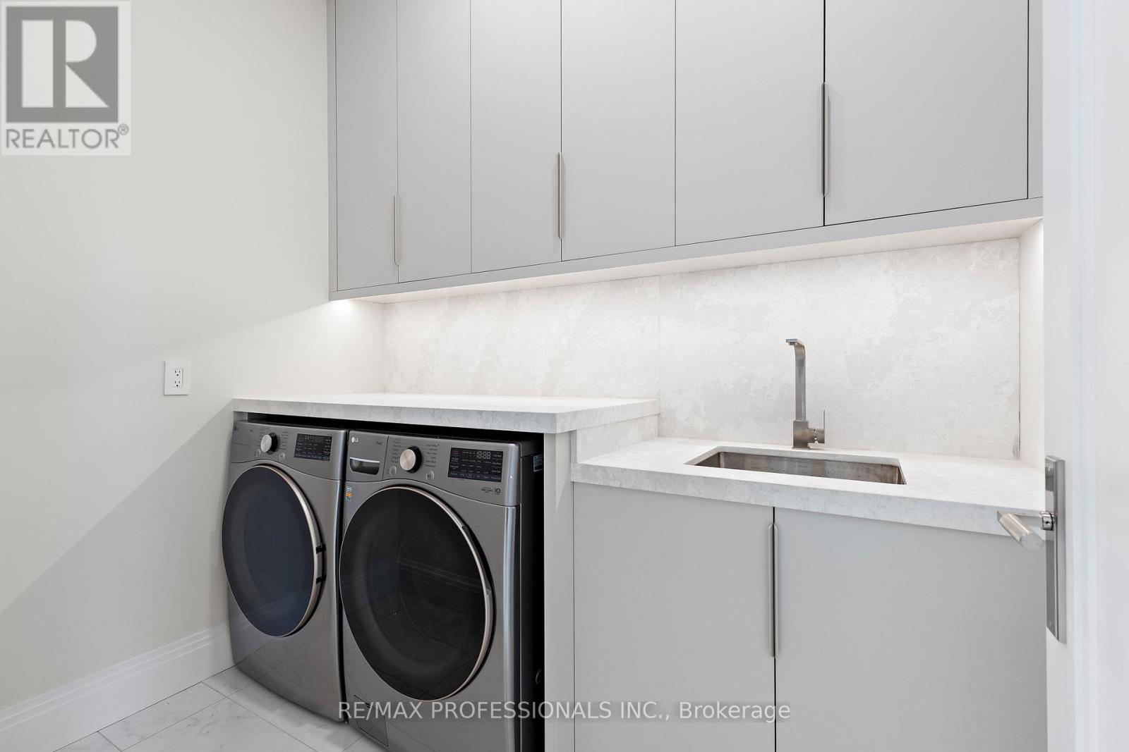 122 Ashbourne Drive, Toronto (Islington-City Centre West), Ontario  M9B 4H8 - Photo 37 - W13026132